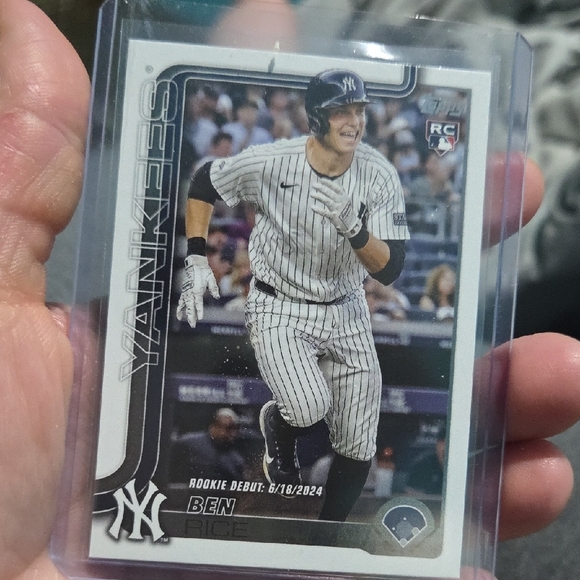 Yankees Baseball Card - Picture 3 of 3
